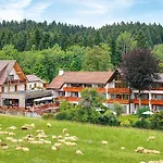 Gruener Wald Szálloda 4*