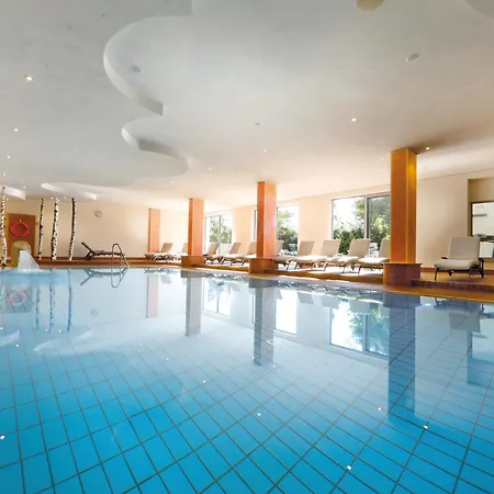 Hotel Grüner Wald 4*