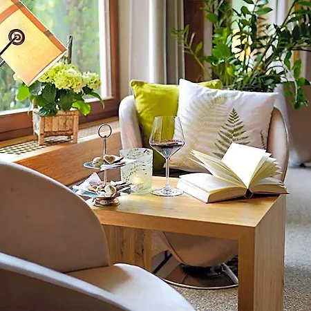 Gruener Wald Hotel 4*